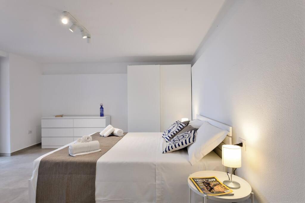 Amazing View - Exclusive Apartment Portu Frailis アルバタクス エクステリア 写真