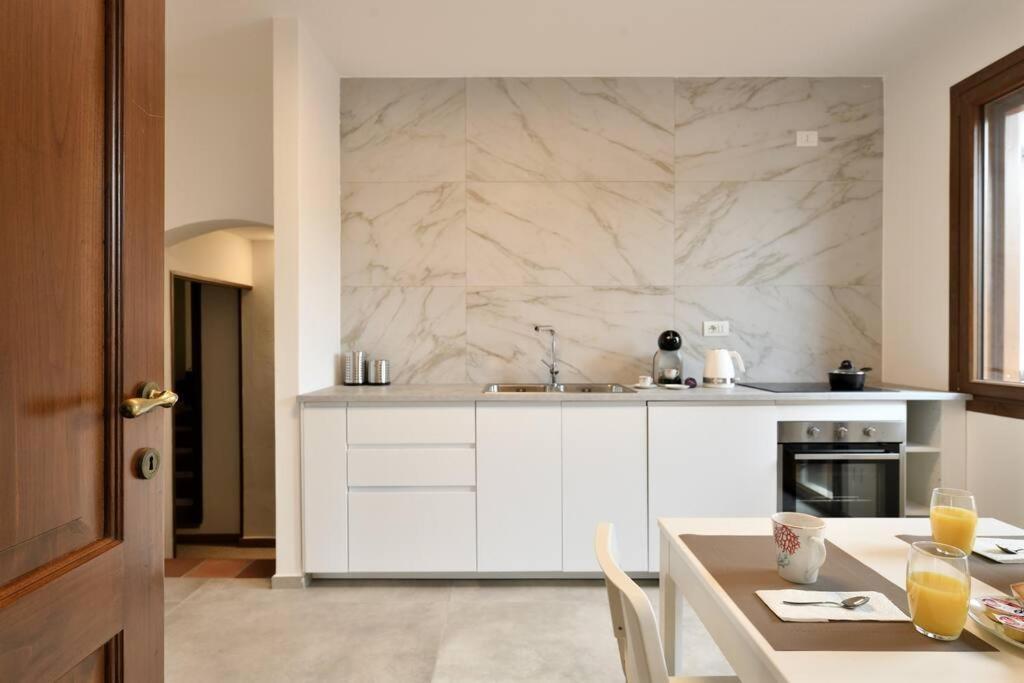 Amazing View - Exclusive Apartment Portu Frailis アルバタクス エクステリア 写真