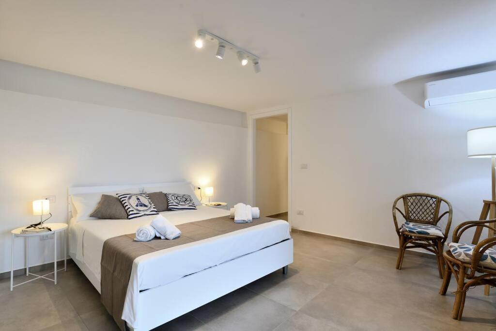 Amazing View - Exclusive Apartment Portu Frailis アルバタクス エクステリア 写真